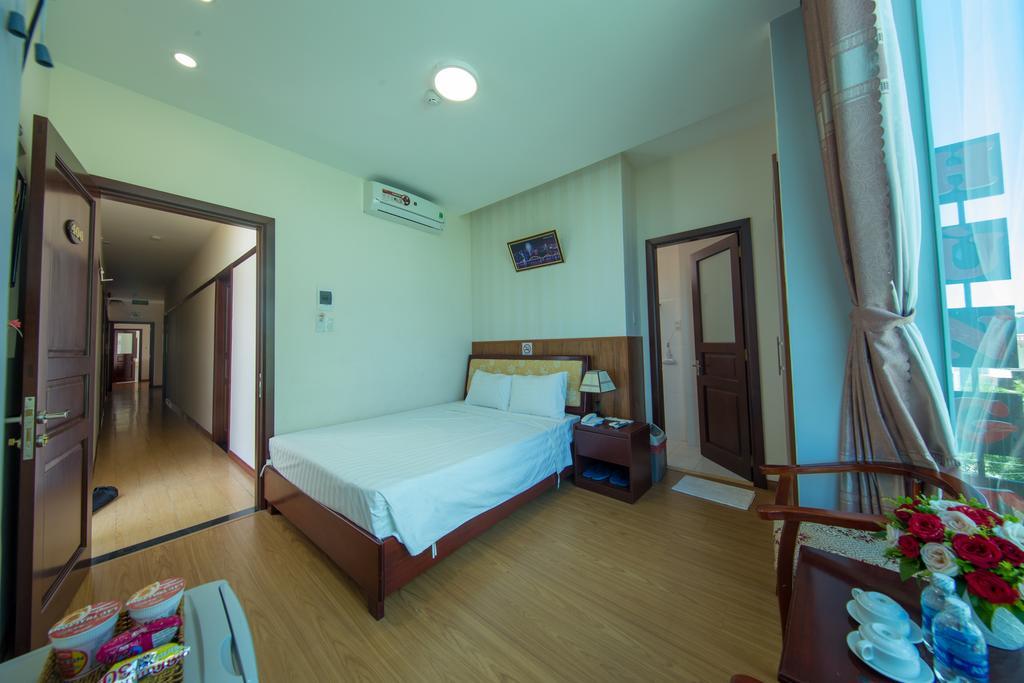 Hung Tuyen Hotel Da Nang Bagian luar foto